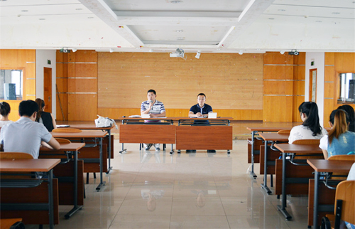 毕业生文明离校动员大会现场