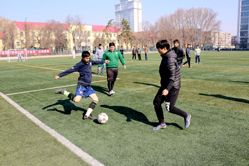 5V5足球比赛现场
