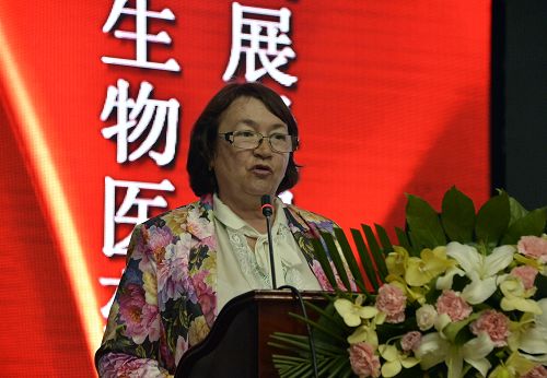 阿穆尔国立医科大学Professor OlifirovaO.S作学术报告