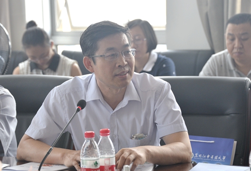 天津药物研究院张铁军教授发言