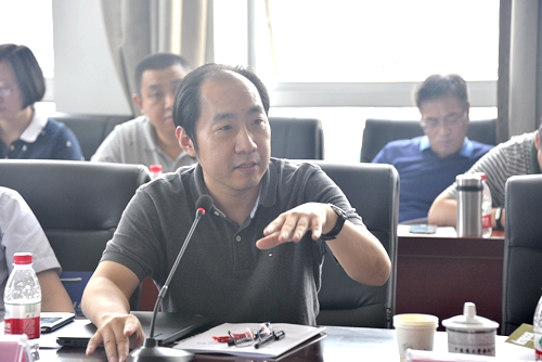 第二军医大学药学院张卫东教授发言