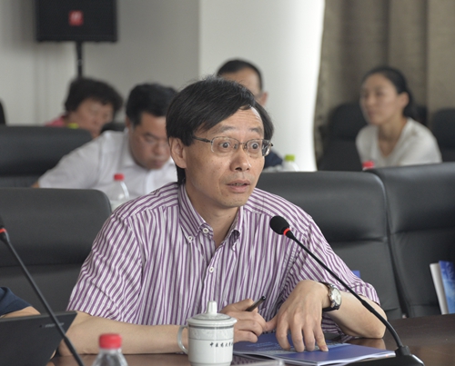 复旦大学药学院陈道峰教授发言