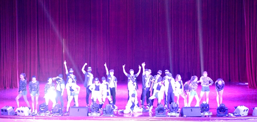 现代舞《Dance to the dawn》