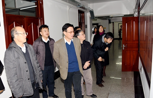 专家组在龙江医派传承工作室现场考察