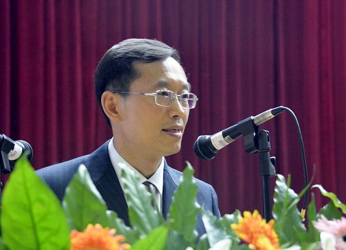 校党委书记王福学讲话