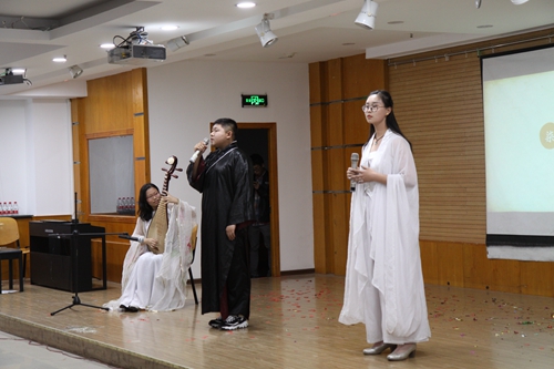 歌曲演唱《凉凉》