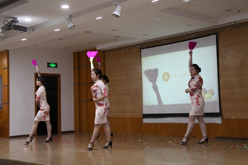 伦巴表演《红颜旧》